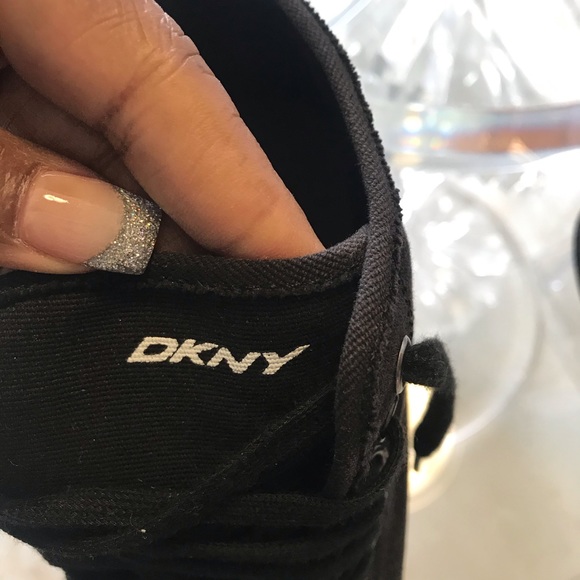 SOLD - Picture 4 of 8